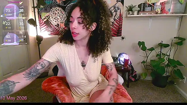 Snapshot of gunzinrose chatting on 10, 5, 2026 gunzinrose online show from 10, 5, 2026
