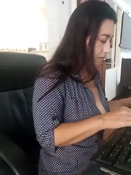 aliz963040 online show from 3, 2, 2026