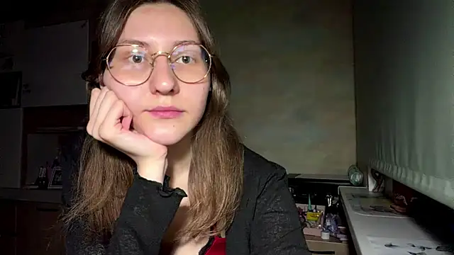 Miaaa Moon online show from 19, 4, 2026