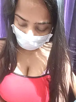 MidnightVibes  online show from 6, 2, 2026