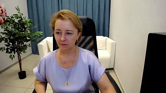MONA W online show from 4, 6, 2026