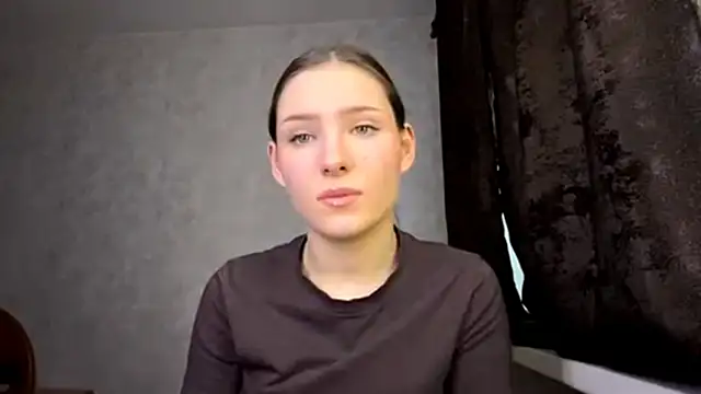 Snapshot of FoxieFlare chatting on 12, 2, 2026 FoxieFlare online show from 12, 2, 2026