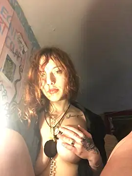 Sexyart00 online show from 5, 3, 2026