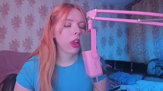 Cutie Bambi online show from 25, 4, 2026