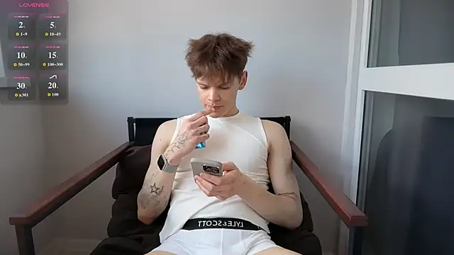 Kevin bucks online show from 28, 4, 2026