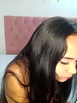 Maria x Alejandra online show from 10, 7, 2026