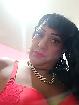 Snapshot of SabrinaColin chatting on 4, 3, 2026 SabrinaColin online show from 4, 3, 2026