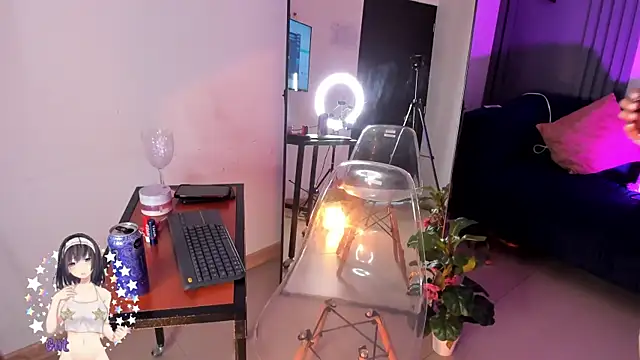 Luna tagliaferri online show from 18, 4, 2026