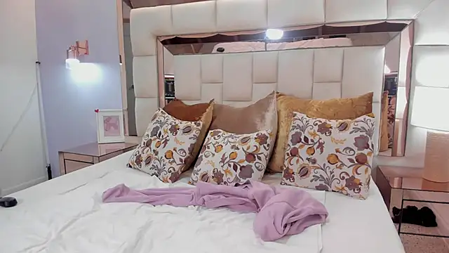 ravenblood1 online show from 5, 3, 2026