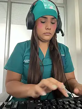 Noa Harper- online show from 28, 4, 2026