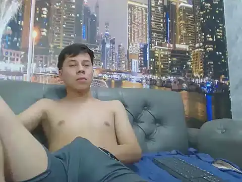 Snapshot of santiago_xxxcol chatting on 7, 3, 2026 santiago xxxcol online show from 7, 3, 2026