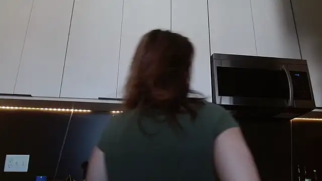 Snapshot of HazelSkyesChat chatting on 9, 3, 2026 HazelSkyesChat online show from 9, 3, 2026