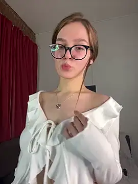 MyKittySayMeow online show from 25, 4, 2026