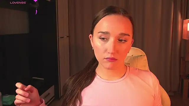 jenniferonlyforu online show from 26, 4, 2026