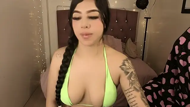  selena fox online show from 10, 6, 2026