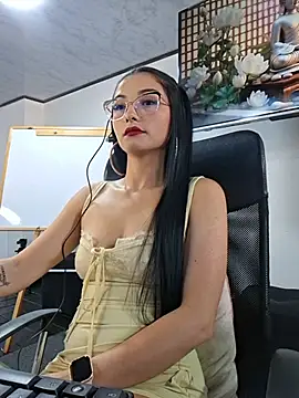 Jade connor online show from 28, 7, 2026