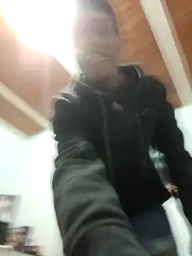 Snapshot of suckdream chatting on 7, 3, 2026 suckdream online show from 7, 3, 2026