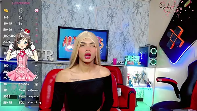 Snapshot of Karol_Vanessa__ chatting on 4, 5, 2026 Karol Vanessa online show from 4, 5, 2026