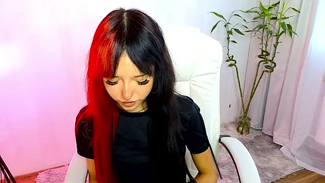   Amiraa online show from 5, 2, 2026