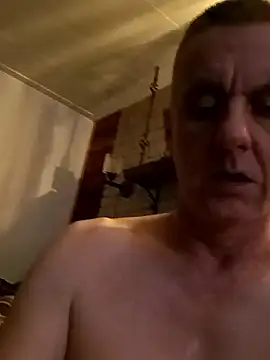 sexy hottie guy online show from 22, 4, 2026