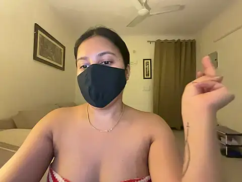 Snapshot of Anna_girl22 chatting on 25, 5, 2026 Anna girl22 online show from 25, 5, 2026