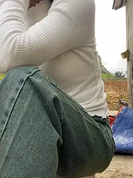 Snapshot of susin-beo chatting on 9, 2, 2026 susin-beo online show from 9, 2, 2026