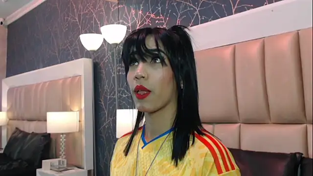 MiaKarsson online show from 4, 6, 2026