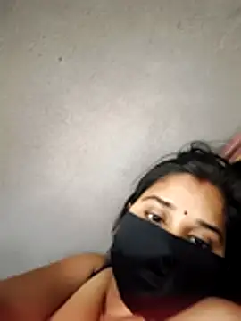 Sexy khushi19 online show from 18, 3, 2026