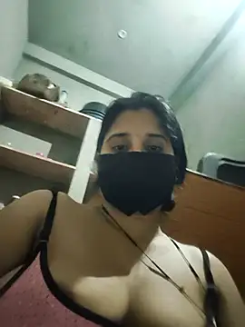 Sexy khushi19 online show from 22, 4, 2026