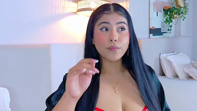 VioletBloomm online show from 21, 4, 2026