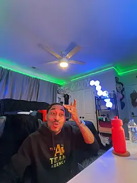 StillArQuez online show from 20, 7, 2026