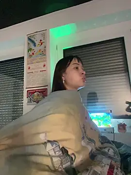 Just-Lilly online show from 29, 4, 2026