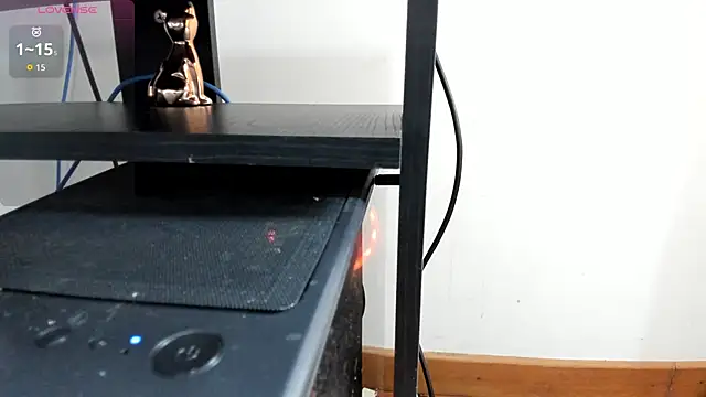 Lucia velez online show from 15, 2, 2026