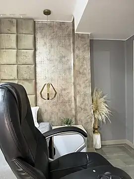 SofiaRivero online show from 19, 4, 2026