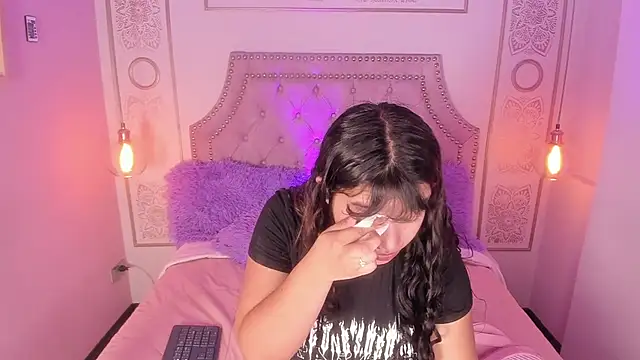 Honny Blaice  online show from 23, 4, 2026