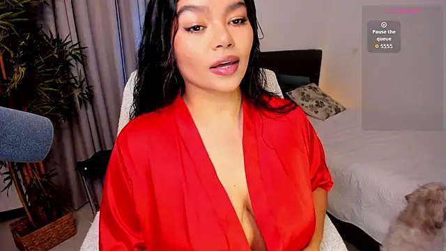 moonhelen online show from 6, 3, 2026