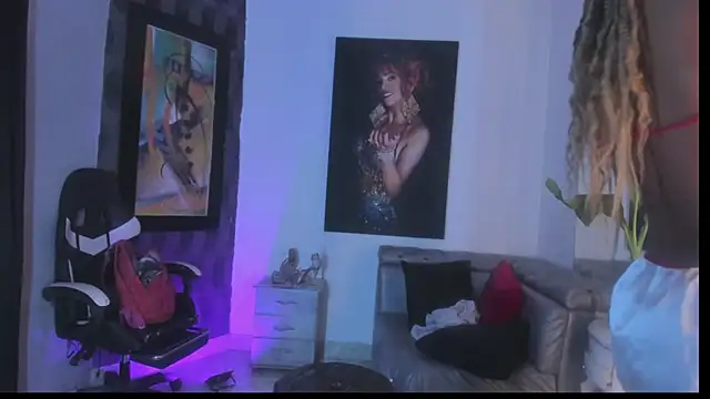 Ciara HotTs online show from 13, 4, 2026