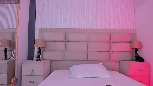 CarolineFyre online show from 20, 4, 2026