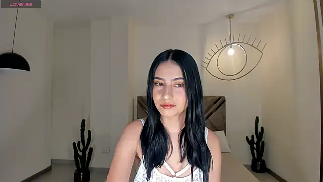 LucieMartin online show from 21, 4, 2026