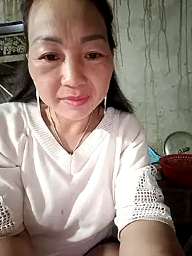 baby 112233 online show from 16, 4, 2026