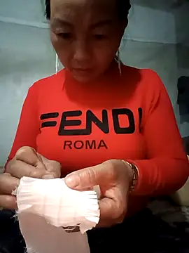 baby 112233 online show from 18, 4, 2026