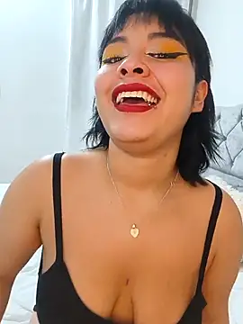 zoe love18 online show from 24, 4, 2026