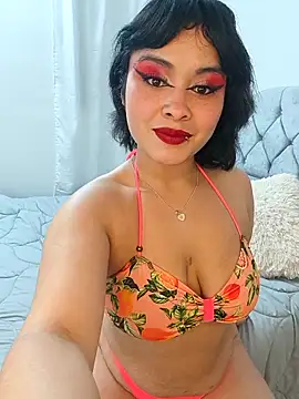 zoe love18 online show from 25, 4, 2026