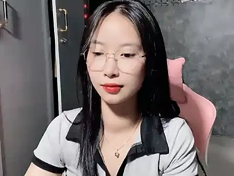 Snapshot of Linne6789 chatting on 4, 3, 2026 Linne6789 online show from 4, 3, 2026