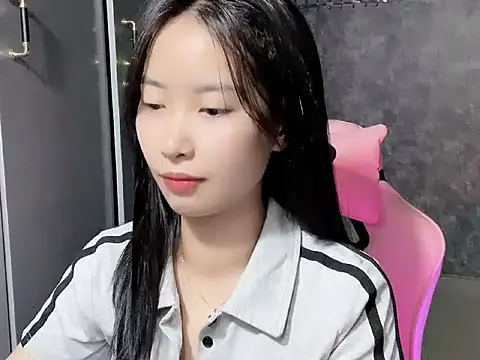 Snapshot of Linne6789 chatting on 13, 3, 2026 Linne6789 online show from 13, 3, 2026