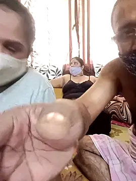 HoneyHush online show from 6, 3, 2026