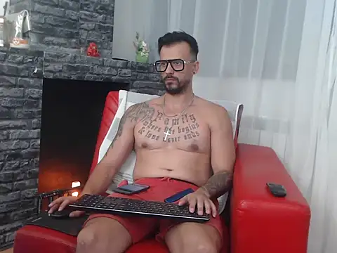 Snapshot of RyanxCole chatting on 16, 6, 2026 RyanxCole online show from 16, 6, 2026