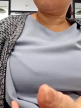 Yummyamasha online show from 11, 6, 2026
