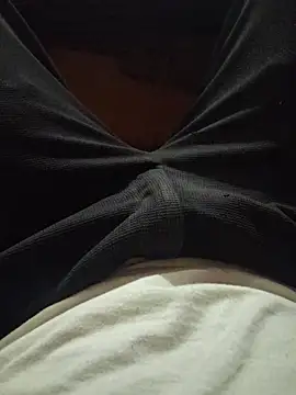 hot---boy1 online show from 2, 3, 2026