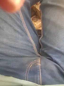 hot---boy1 online show from 31, 3, 2026